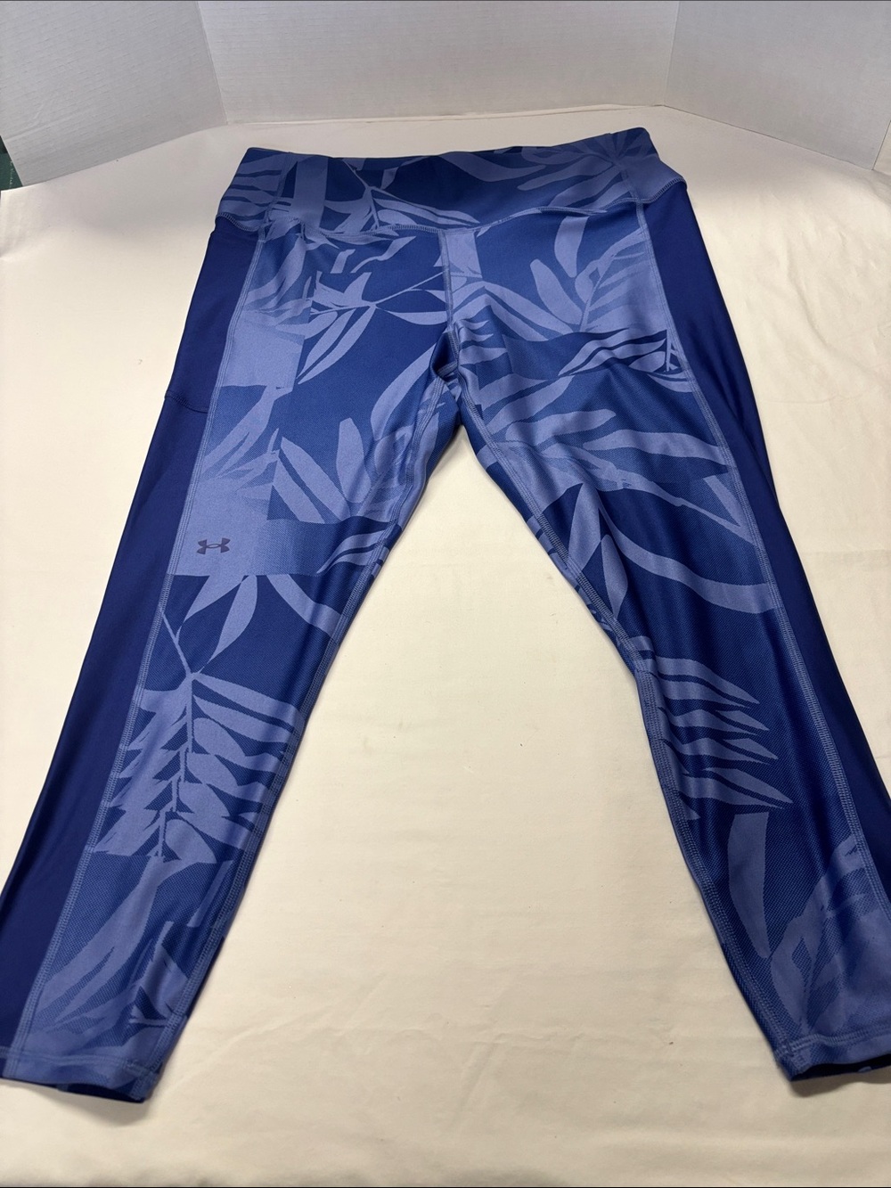 Under Armour Navy Blue Leaf-Print Performance Leggings